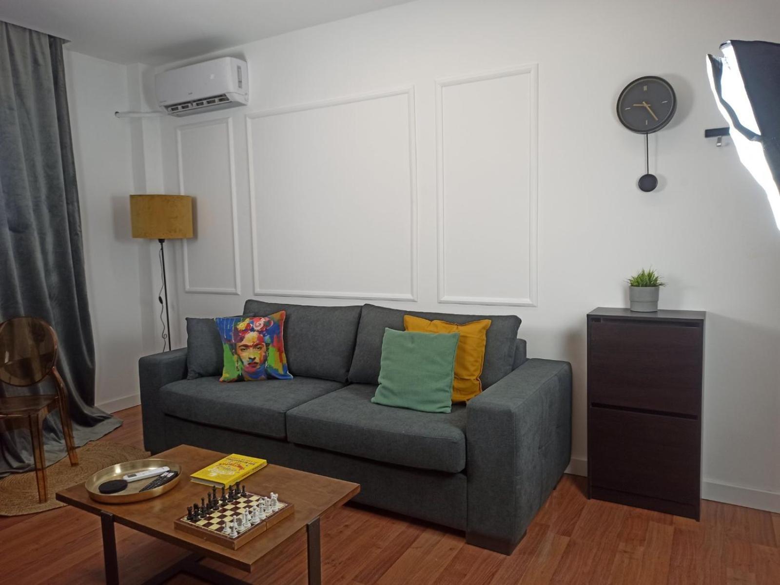 Down Town Luxurious Apartments 4 Александроуполис Экстерьер фото