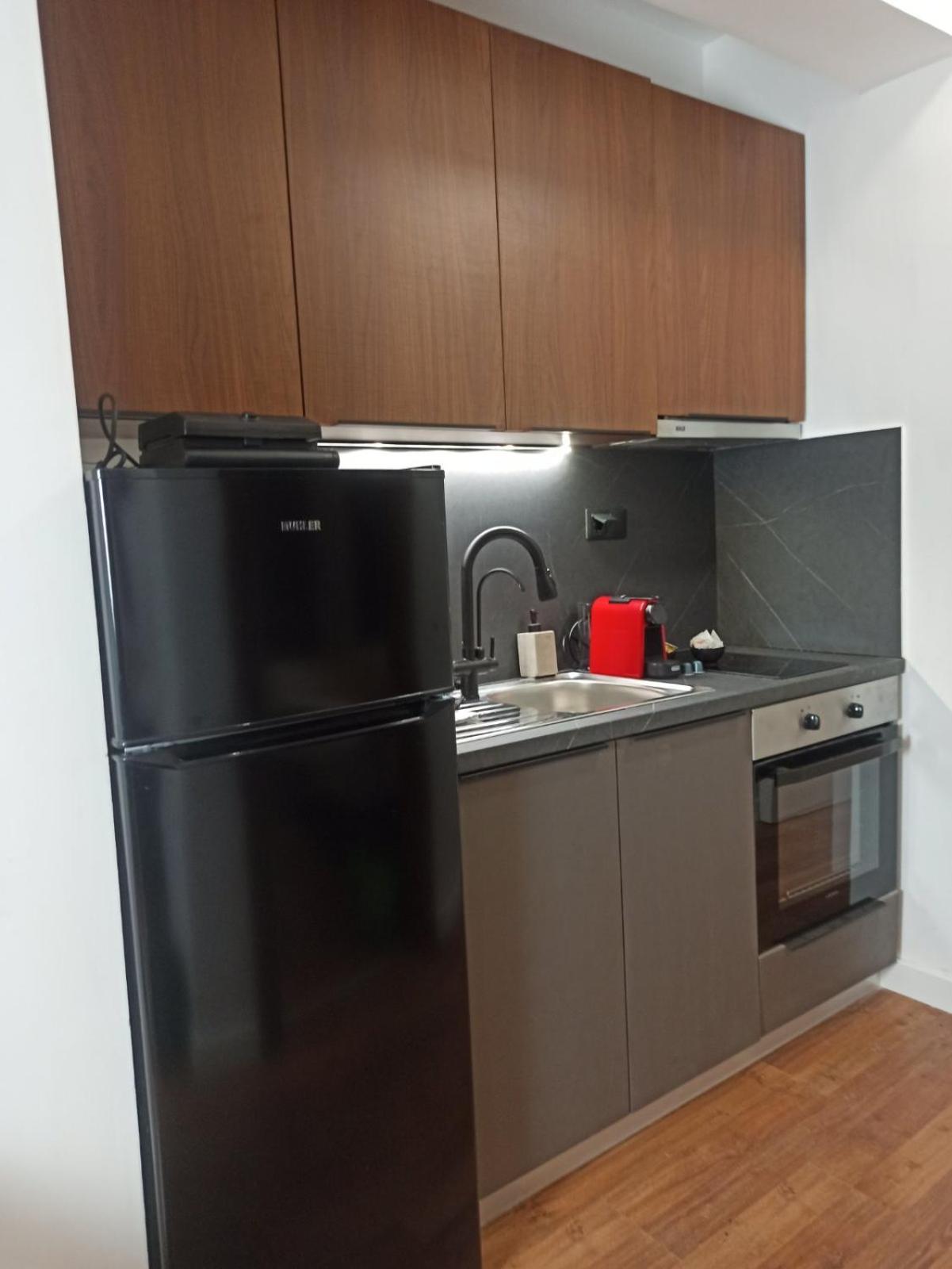 Down Town Luxurious Apartments 4 Александроуполис Экстерьер фото